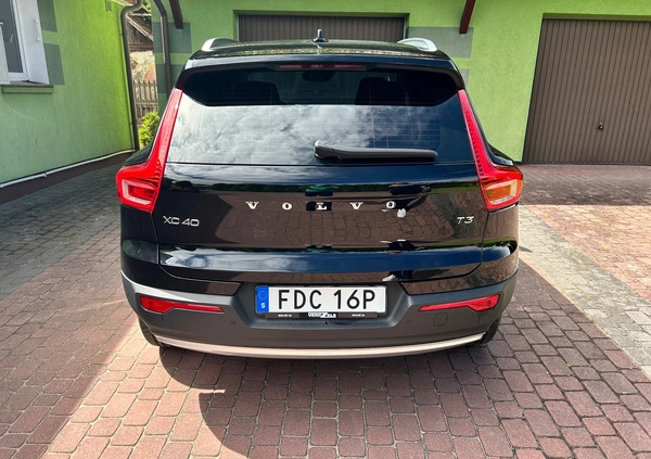 Volvo XC 40 cena 110000 przebieg: 127000, rok produkcji 2020 z Pelplin małe 46